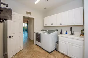 35944 Wilcox Ln, Murrieta, CA 92562 - Photo 43