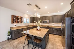 35944 Wilcox Ln, Murrieta, CA 92562 - Photo 7