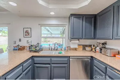 13469 Saratoga, Chino, CA 91710 - Photo 41