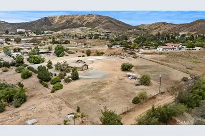 16420 Rocky Glen Road, Perris, CA 92570 - Photo 69