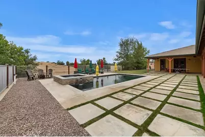 16420 Rocky Glen Road, Perris, CA 92570 - Photo 47
