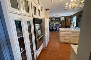 933 La Salle Cir, Corona, CA 92879 - Photo 21