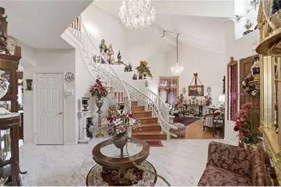 933 La Salle Circle, Corona, CA 92879 - Photo 9