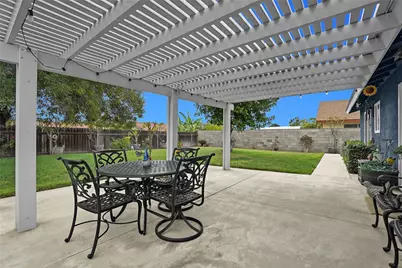 13174 Larkhaven, Moreno Valley, CA 92553 - Photo 11