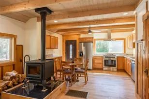 39961 Lakeview Dr, Big Bear Lake, CA 92315 - Photo 11