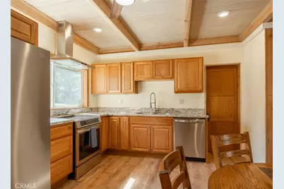 39961 Lakeview Drive, Big Bear Lake, CA 92315 - Photo 13