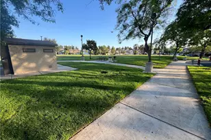 7861 Marek Ct, Fontana, CA 92336 - Photo 17
