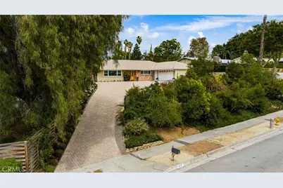 1317 S Center St, Redlands, CA 92373 - Photo 1