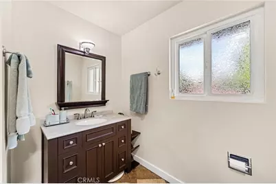 1317 S Center St, Redlands, CA 92373 - Photo 17
