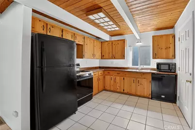 2317 Eagle, Running Springs, CA 92382 - Photo 5