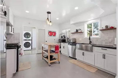 1011 W Cypress, Redlands, CA 92373 - Photo 13