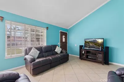 395 S Tamarisk Ave, Rialto, CA 92376 - Photo 7