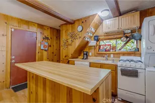 23683 Manzanita, Crestline, CA 92325 - Photo 9