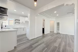 220 W 98th St, Los Angeles, CA 90003 - Photo 5