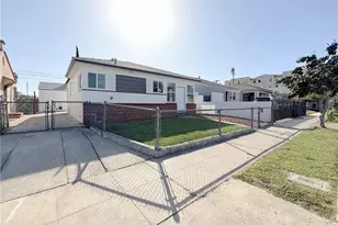 220 W 98th St, Los Angeles, CA 90003 - Photo 3