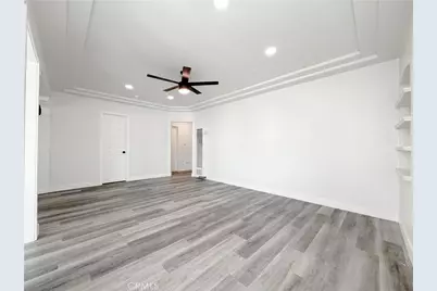 220 W 98th Street, Los Angeles, CA 90003 - Photo 11