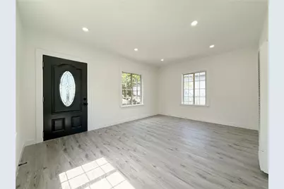10346 Kalmia Street, Los Angeles, CA 90002 - Photo 9