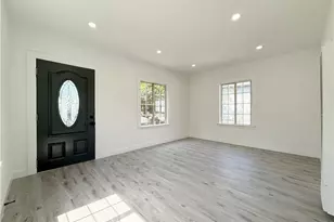 10346 Kalmia St, Los Angeles, CA 90002 - Photo 9