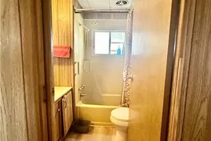 332 N Lyon Ave, Hemet, CA 92543 - Photo 41