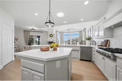 41110 Los Ranchos Cir, Temecula, CA 92592 - Photo 15