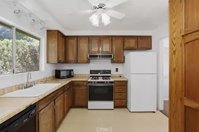 817 W Ontario, Corona, CA 92882 - Photo 17