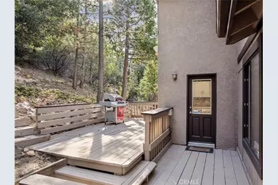 965 Sandalwood Drive, Lake Arrowhead, CA 92352 - Photo 9