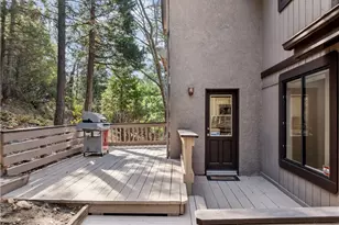 965 Sandalwood Dr, Lake Arrowhead, CA 92352 - Photo 37