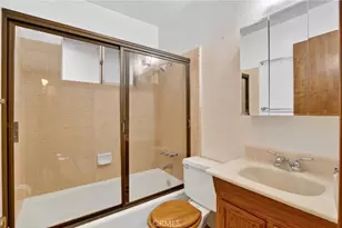 526 Rose Ln, Twin Peaks, CA 92391 - Photo 11