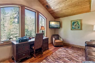 32310 Hummingbird Court, Running Springs, CA 92382 - Photo 21