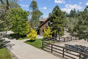 32310 Hummingbird Ct, Running Springs, CA 92382 - Photo 41
