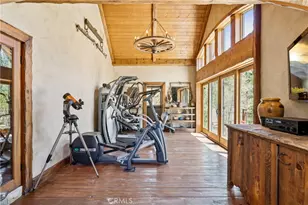 32310 Hummingbird Ct, Running Springs, CA 92382 - Photo 47