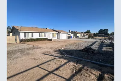 12716 Iroquois, Apple Valley, CA 92308 - Photo 3