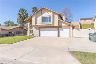 974 Nottingham, Corona, CA 92880 - Photo 3