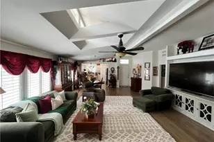 1550 Rimpau, Corona, CA 92881 - Photo 5