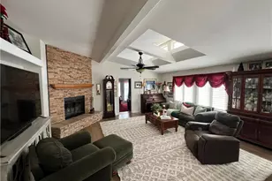 1550 Rimpau, Corona, CA 92881 - Photo 7