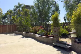 12323 Mesa Grove, Riverside, CA 92503 - Photo 9