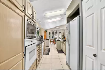 743 Berne, Crestline, CA 92325 - Photo 19