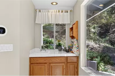 743 Berne, Crestline, CA 92325 - Photo 37