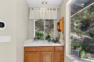 743 Berne, Crestline, CA 92325 - Photo 37