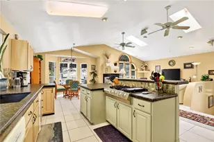 743 Berne, Crestline, CA 92325 - Photo 21