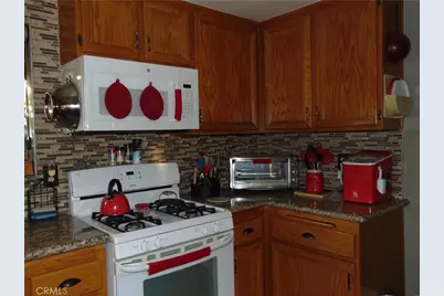 33763 Noreen, Yucaipa, CA 92399 - Photo 21