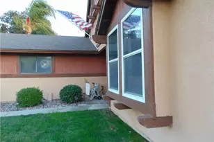 33763 Noreen, Yucaipa, CA 92399 - Photo 9