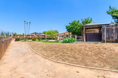 13346 Rimview Court, Yucaipa, CA 92399 - Photo 19