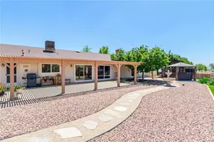 13346 Rimview Ct, Yucaipa, CA 92399 - Photo 7