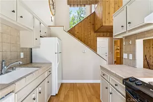 27821 Peninsula, Lake Arrowhead, CA 92352 - Photo 11