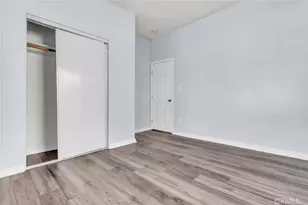 640 E 54th St, Los Angeles, CA 90011 - Photo 15