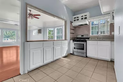 640 E 54th Street, Los Angeles, CA 90011 - Photo 7