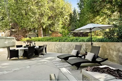 26385 Walnut Hills Drive, Lake Arrowhead, CA 92352 - Photo 5