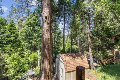 24379 Horst, Crestline, CA 92325 - Photo 33