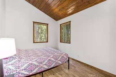 24379 Horst, Crestline, CA 92325 - Photo 21